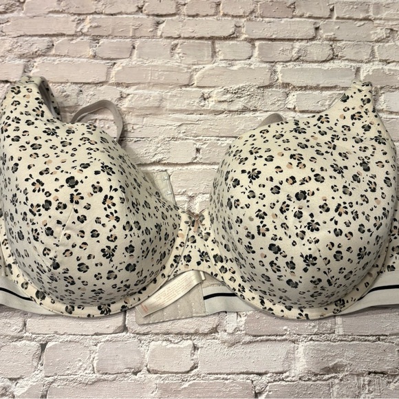 Cacique Other - Cacique Cream and Black Leopard Print Bra